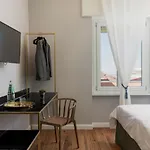 Skyline View Suites-nue